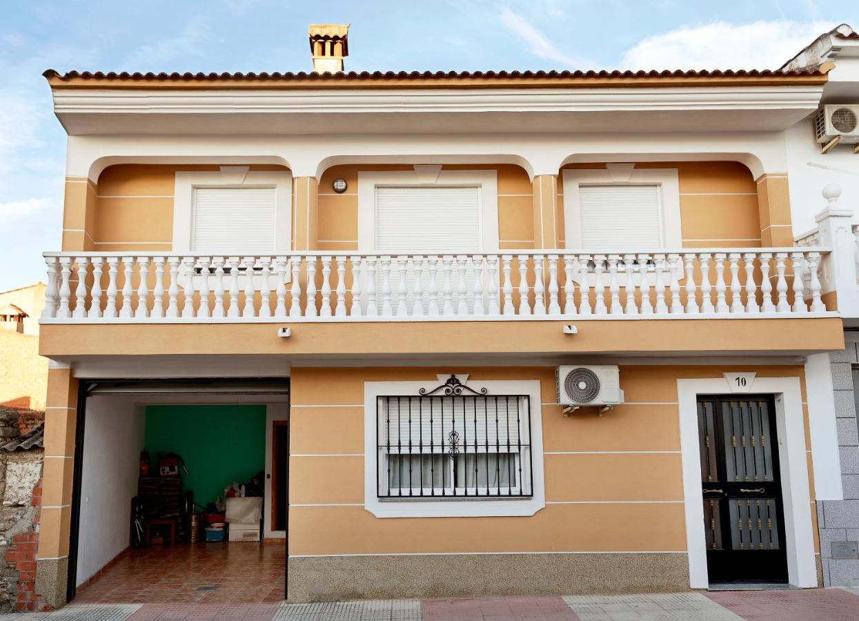 Casa Familiar La Lunara Holiday home *